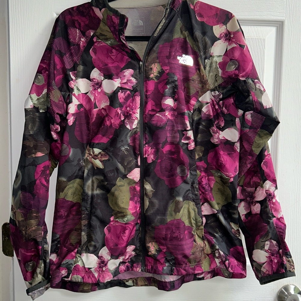 NorthFace windbreaker